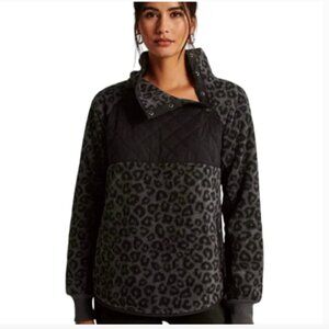 Abercrombie & Fitch Cheetah Print Quilted Fleece Pullover Black Size Medium